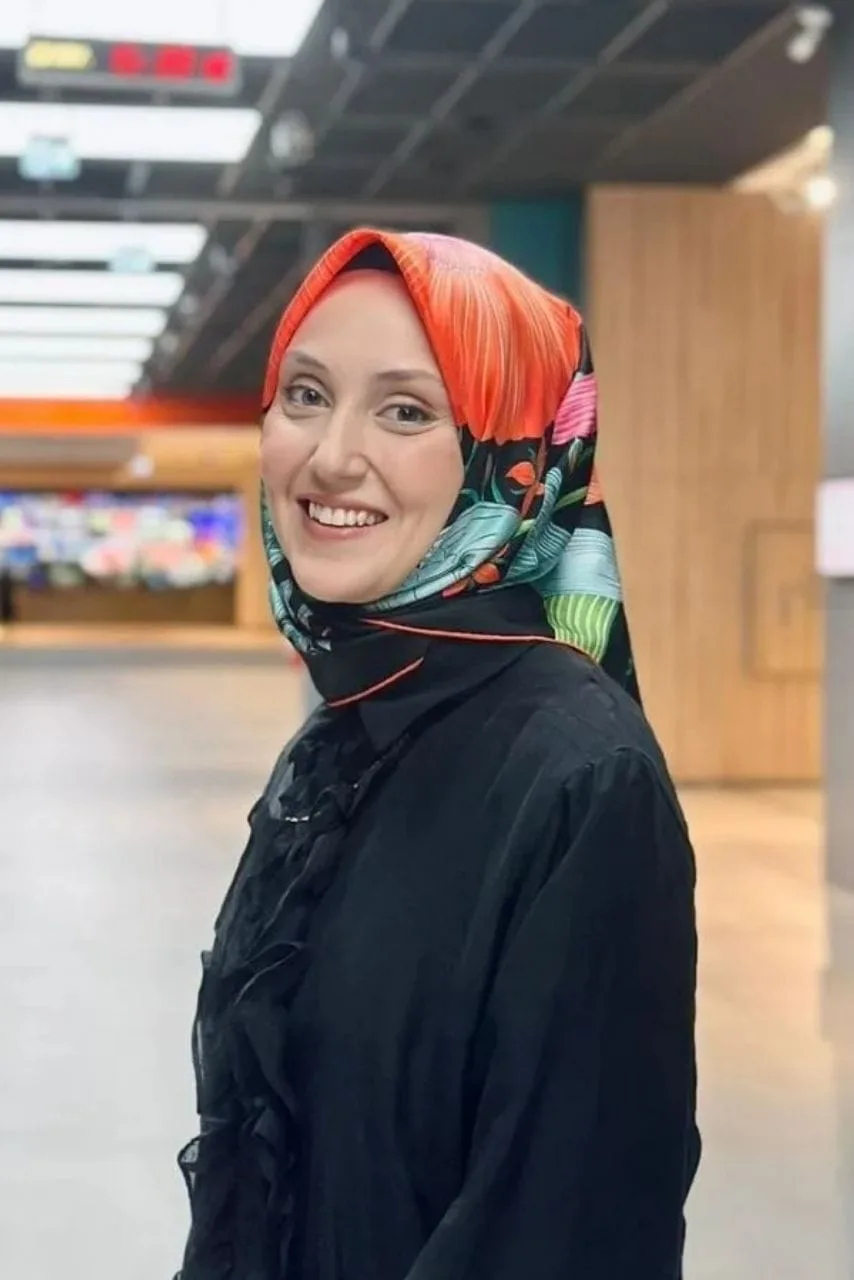 Çiçek Buketi %100 Twill İpek / Turuncu Eşarp